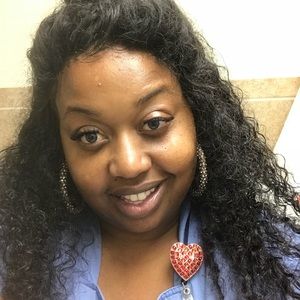 Meet your Posher, Charissa